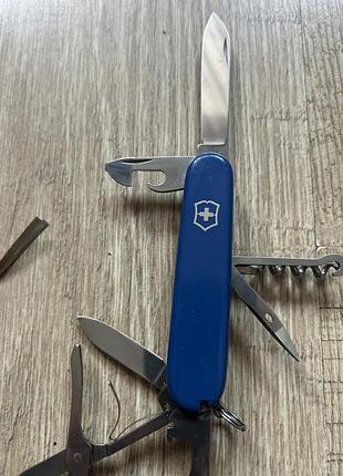 Швейцарський ніж для туристів victorinox