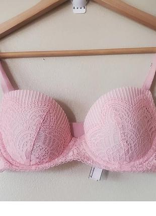 Ніжно-рожевий мереживний бюстгальтер victoria’s secret dream angels demi push up bra.80d