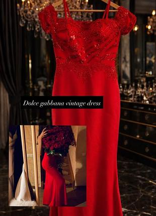 Лот речей комплект для принцеси dolce gabbana сукні вечірні шовкові сумки браслети розмір с оригінал
