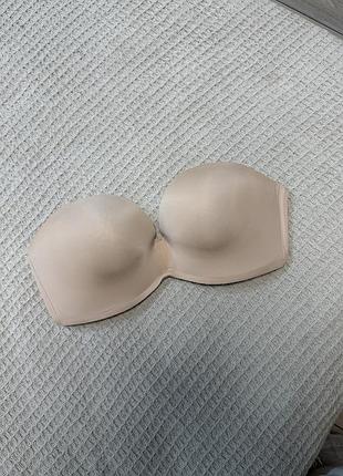 Легендарний бюстгальтер wonderbra 70g 32f бежевого нюдового кольору без бретельок з унікальною системою підтримки грудей.