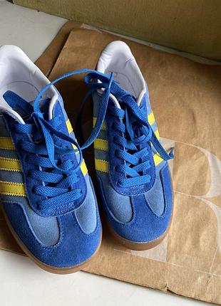 Кроссовки adidas 36,5 размер 2