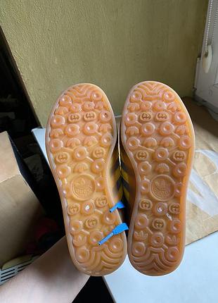 Кроссовки adidas 36,5 размер 7
