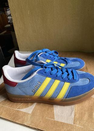 Кроссовки adidas 36,5 размер