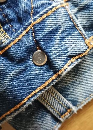 Levi's 501 '93. w-33. l-32. 100% cotton. 6