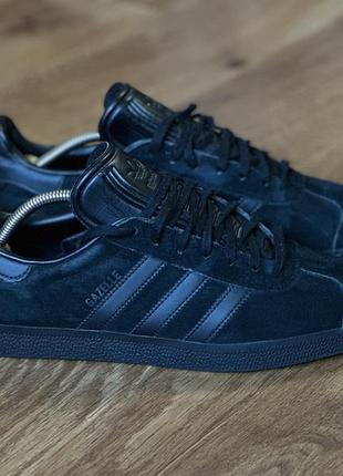 Кросівки чоловічі adidas gazelle чорні 44.5 розмір