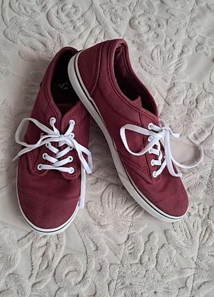 Классные кеды vans