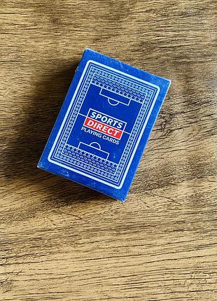 Колода гральних карт sports direct (sports direct playing cards) у фірмовій синій упаковці з футбольним дизайном