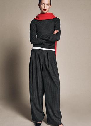 Брюки в тонкую полоску со складками zw collection