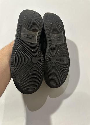 Чорні кросівки nike 6