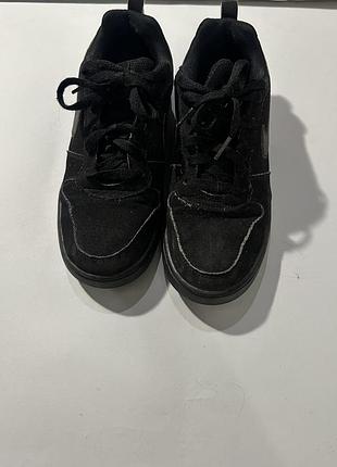 Чорні кросівки nike 2
