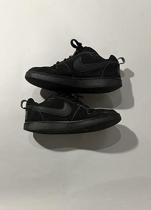 Чорні кросівки nike