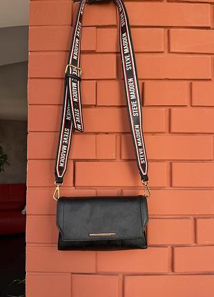 Сумка steve madden-оригінальна, унісекс,класичного чорного кольору, крос- боді