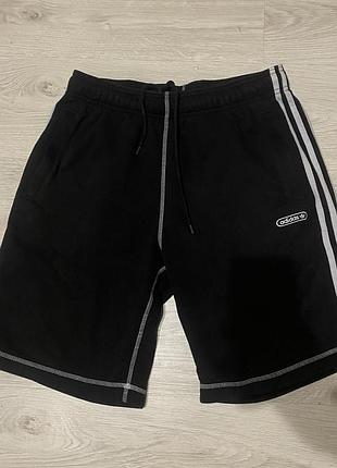 Шорти adidas чоловічі чорні зі смужками