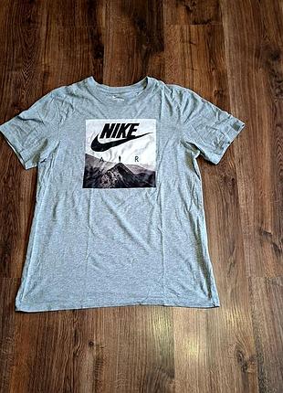 Чоловіча унікальна футболка nike з великим лого оригінал