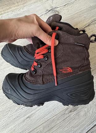 Зимові водонепроникні чоботи the north face 35 розмір
