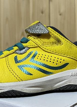 Кросівки дитячі