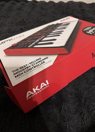 Midi-клавіатура akai mpk mini mk3