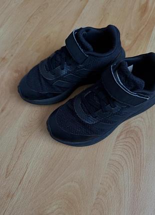 Кросівки adidas 2