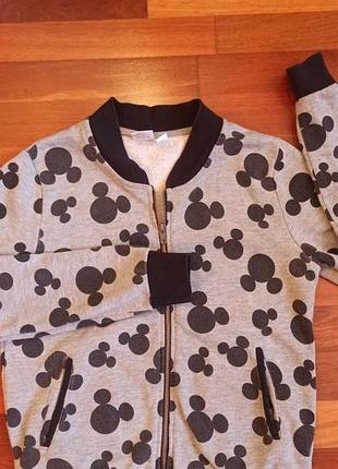 Спортивна кофта disney сіра з принтом міккі маус на блискавці