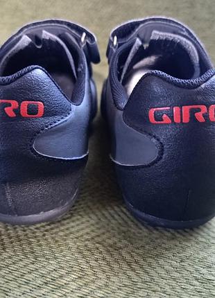 Велосипедні туфлі giro сірі з липучками 2