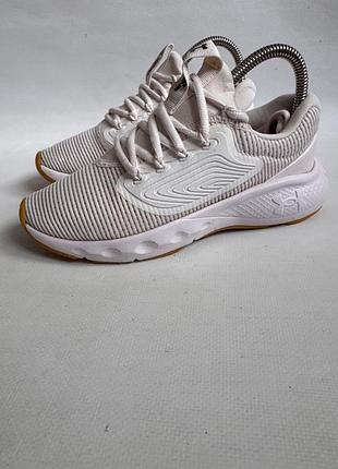 Кросівки under armour