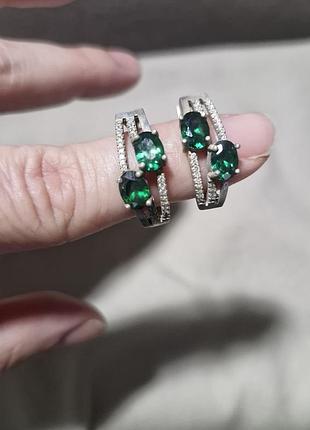 Серебряные серьги с цирконами
