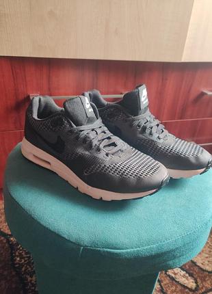 Кросівки nike air max чорно-сірі 36.5 розмір