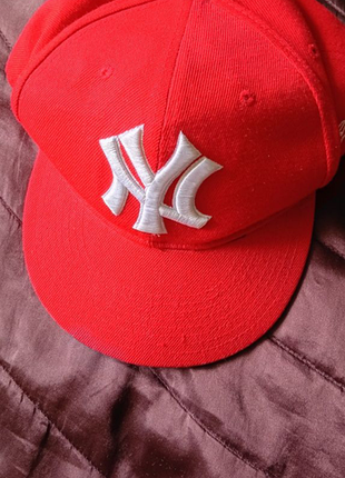 Бейсболка new era new york yankees червона