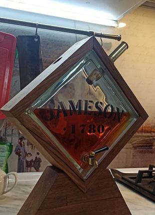 Диспенсер для напоїв jameson 1780 дерев'яний зі скляною ємністю