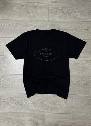 Футболка прада prada milano raso embossed logo t-shirt, l, оригінал