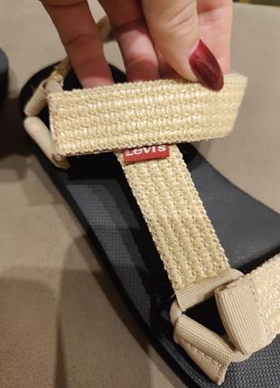 Бомбезные, бордовые сандалии. levis. 40/41р 9