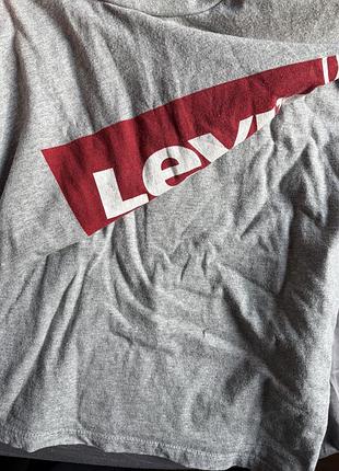 Футболка levi's сіра з логотипом
