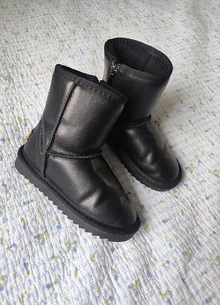 Уггі дитячі ugg чорні на блискавці