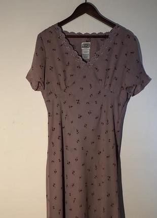 Нежное фиолетовое платье laura ashley, цветочный принт