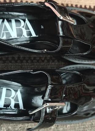 Лофери жіночі zara чорні лаковані мері джейн 37 розмір