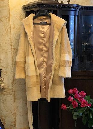 Шуба оригінальна натуральна dolce gabbana пальто шуба довга з капюшоном