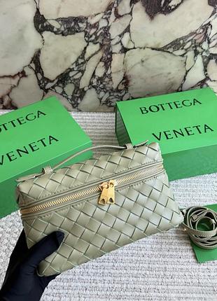 Bottega veneta bang bang bag in olive 23x14