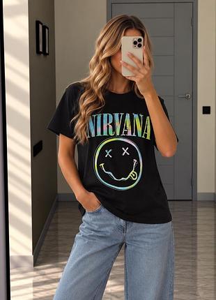Базова чорна футболка з принтом nirvana
