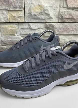 Оригінальні кросівки nike air max invigor