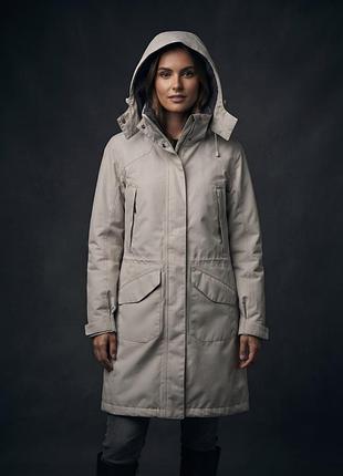 Зимняя парка 38-40 г.