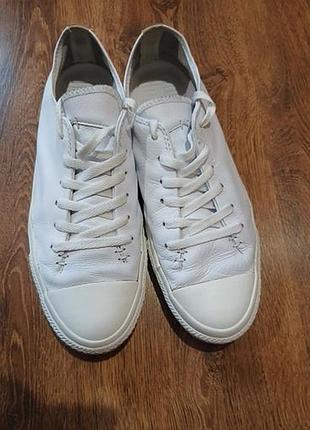 Продам мужские кожаные кеды бренда converse