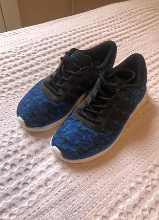 Кросівки adidas сині з чорним текстильні на шнурівці