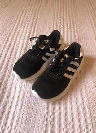 Кросівки дитячі adidas чорні з сітчастим верхом