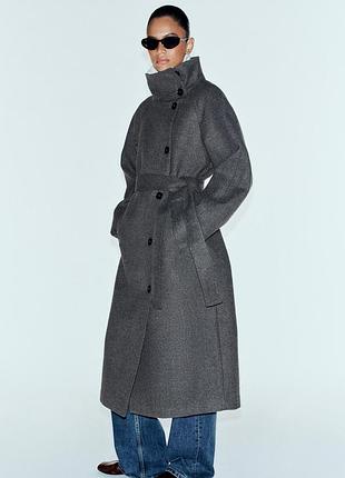 Жіноче тепле довге пальто з високим коміром zara