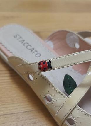 Кожаные босоножки stacatto