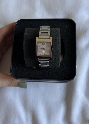 Жіночий годинник casio
