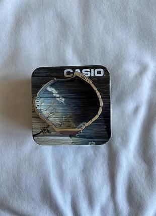 Жіночий годинник casio 6