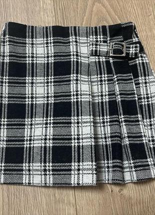 Спідниця-шорти zara для дівчинки 122 розмір у клітинку