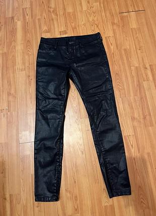Чоловічі чорні джинси zara man з восковим покриттям та замками, розмір 42 (w32)