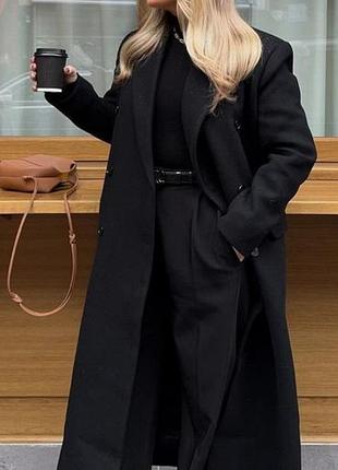 Базовое черное длинное пальто zara